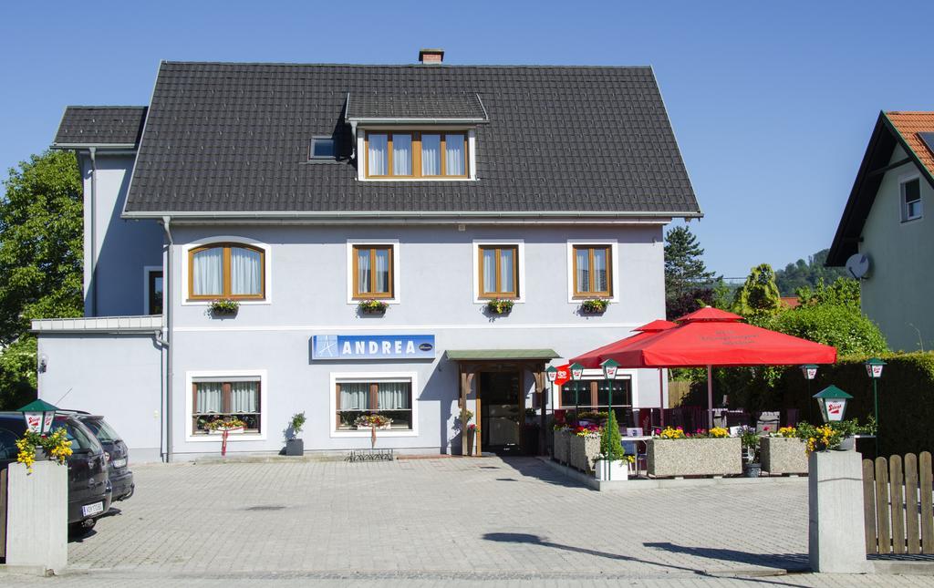 Hôtel Gastehaus Cafe Andrea à Köflach Extérieur photo
